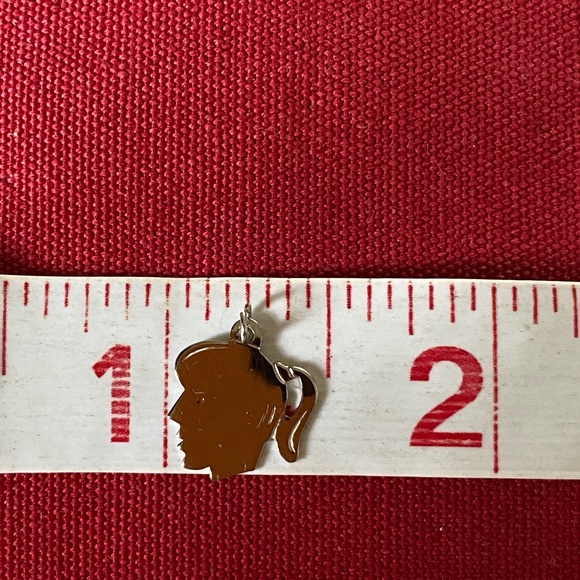 VTG I Paye & Baker I Sterling Silver I Girl Silhouette Profile Small Flat Charm - Picture 6 of 15
